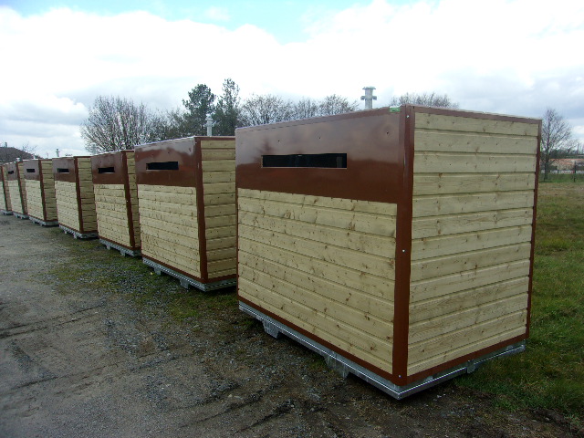 colonnes carton sans porte.JPG